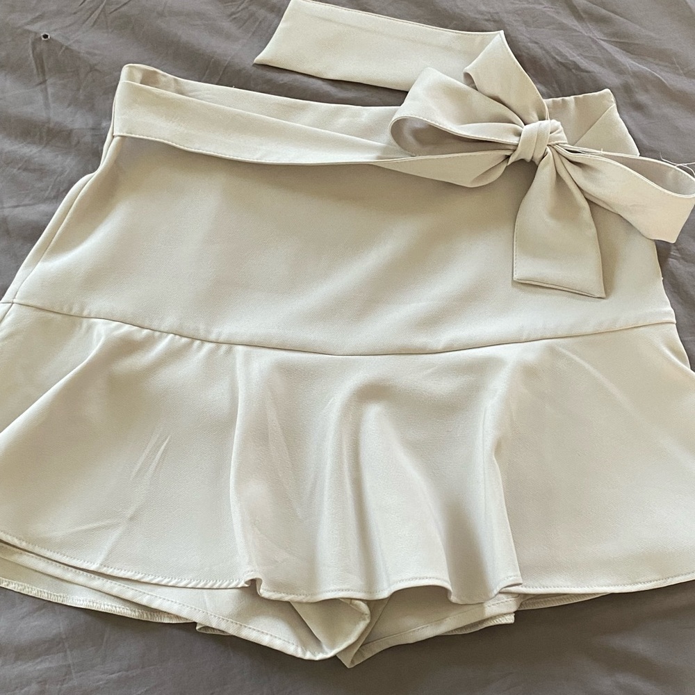 Zara Cream Mini Skort